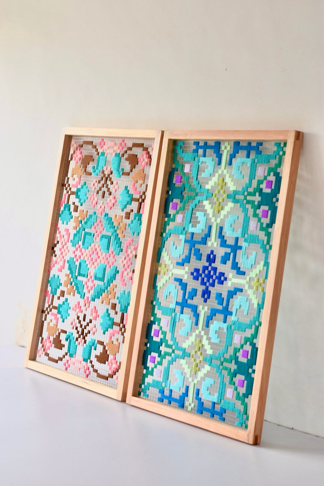 LILLY - TEXTILE WALL ART